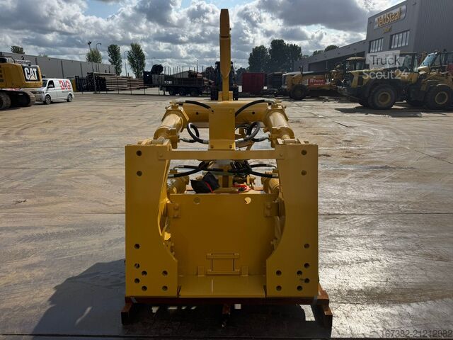 Ripper Caterpillar D8T D8R D8N Single Shank Ripper (forged shanks)