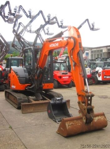 Midi rýpadlo Hitachi ZX48U-5A-CLR * 2x Löffel *