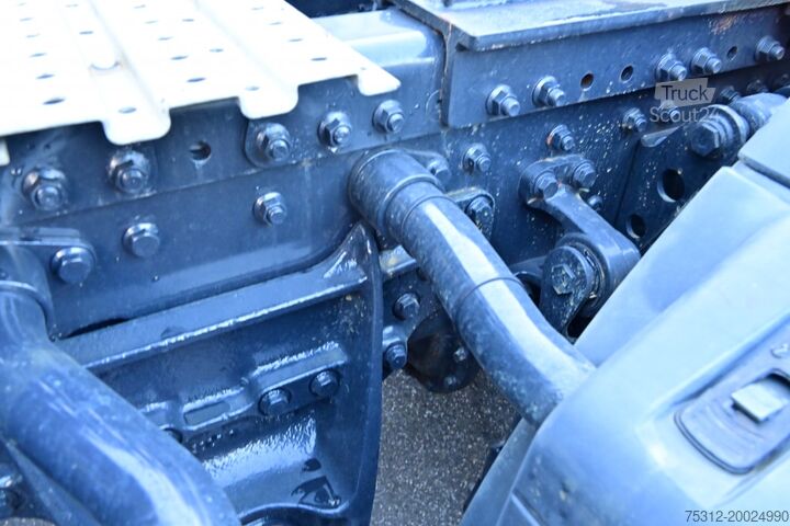 Heavy-duty truck MAN TGX41.680  E5 Pritarder AHK 120t GZG Standklima