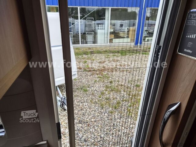 Wohnwagen HOBBY De Luxe 490 KMF Etagenbetten Mover - Nr. 3  (5)