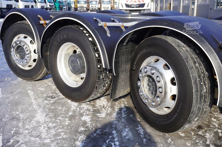 γερανός Mercedes-Benz Antos 3240 8×2 / Typhoon L170Z3 crane