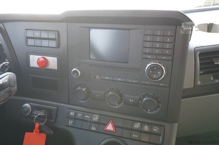 γερανός Mercedes-Benz Antos 3240 8×2 / Typhoon L170Z3 crane