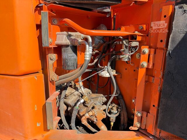 Véhicule utilitaire Hitachi ZX 85 USBLC-3 Schnellwechsler Seitenknick Klima
