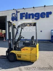 Voorlader vorkheftruck  XE 12.3