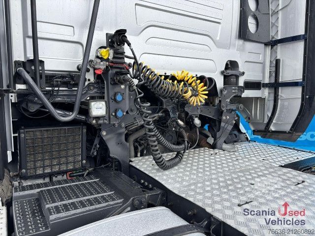 شاحنة مواد خطرة Scania R 450 A4x2NB DIFF-L RETARDER P-AIRCO FULL AIR