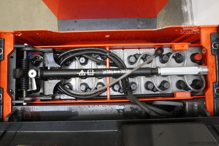 Manual stacker Linde L 12 AC 1171