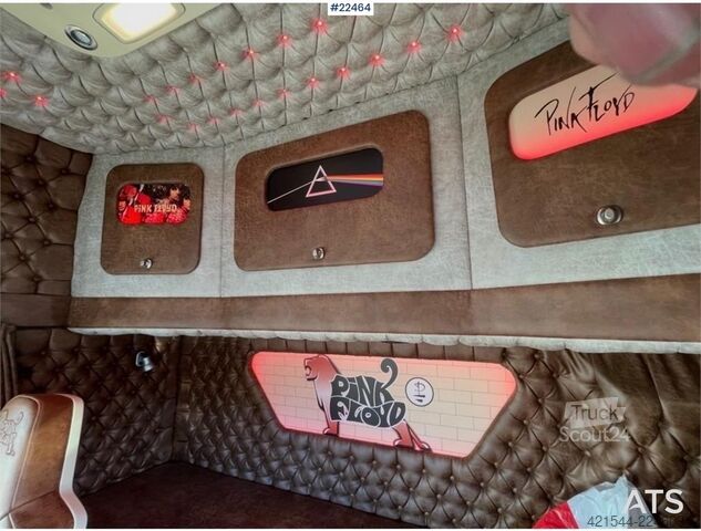  MAN TGX 28.510 6x2 Tractor Unit – Custom Interior