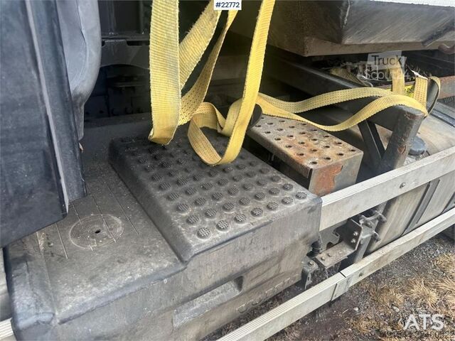 Camion de gunoi Volvo FH540 plow rigged 6x4 tipper truck w/ planer blade