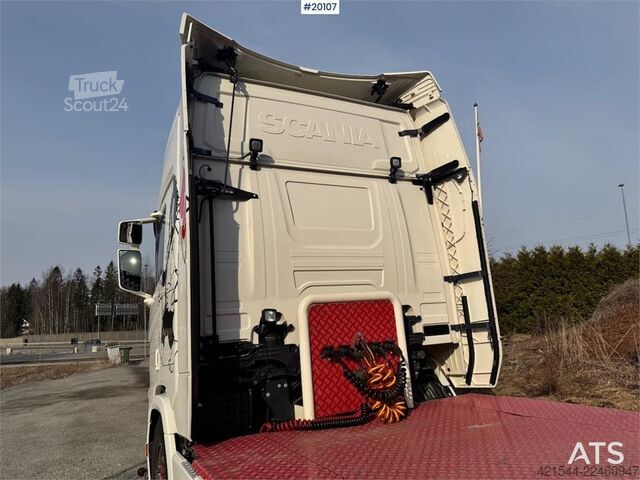 Estándar-SZM Scania R540 6x2 Truck.