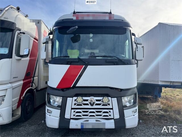  Renault T460 tractor unit