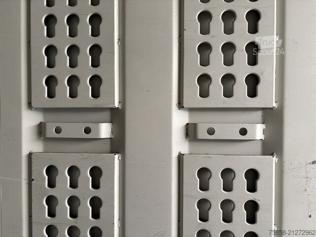 Växlflak med boxstruktur Krone BDF Wechselkoffer Stahl Türen 2015