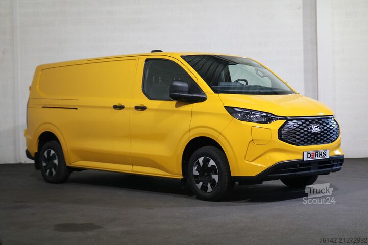 Panelová dodávka Ford E-Transit Custom 340 L2 H1 Trend 65 kWh (direct...