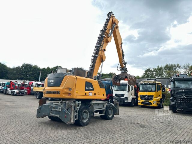 Pelle sur pneus LIEBHERR LH 24 Litronic mit Abbruch- / Sortiergreifer