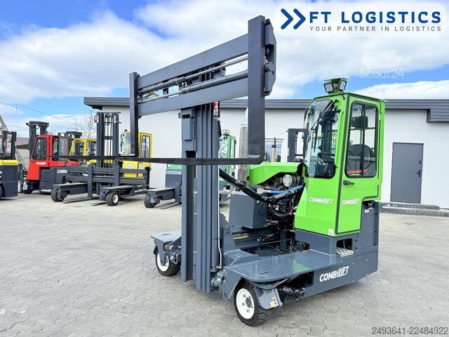 Keturs kryptimis krautuvas Combilift C3000 DIESEL TRIPLEX 5952 WFP FULL CABIN