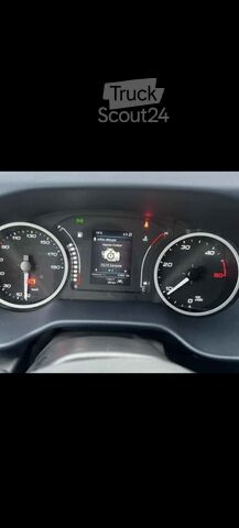 Camión caja Iveco Daily 35