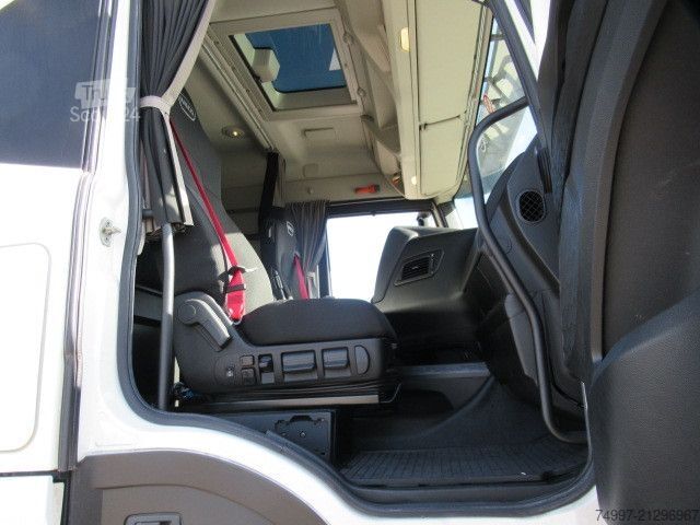 Gefahrgut LKW IVECO AS440S46T/P LNG / Intarder / ADR / Flachdach