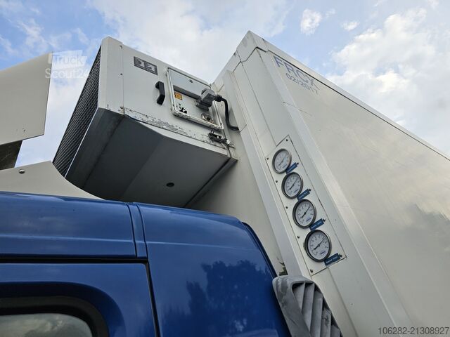 Soğutuculu kamyon Volvo FM330 Multizone Lenk u. Kühlkoffer