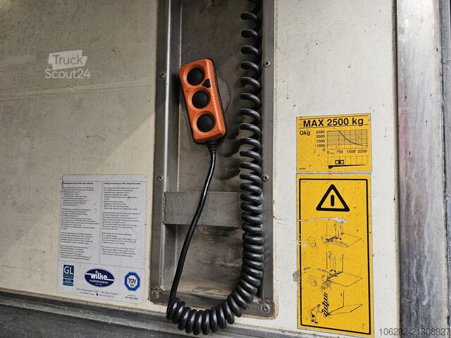 Soğutuculu kamyon Volvo FM330 Multizone Lenk u. Kühlkoffer