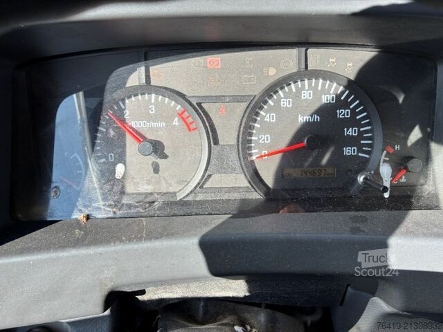 Furgón volquete Isuzu N1R T25-053