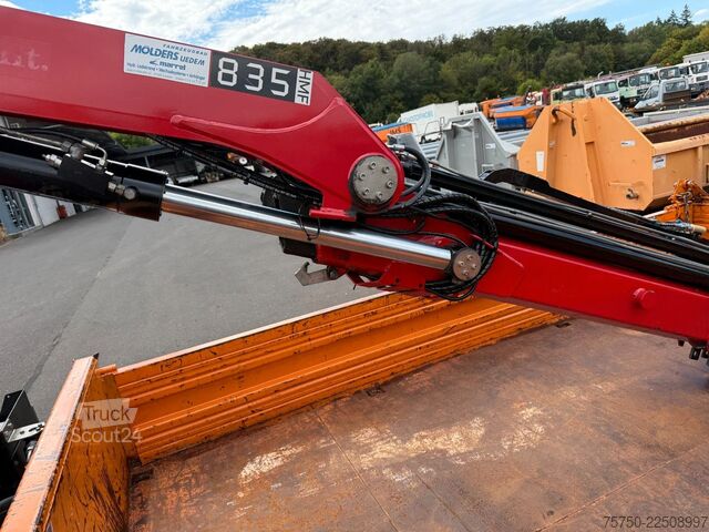 Camion scarrabile  Abrollcontainer mit HMF Kran 835 Funk