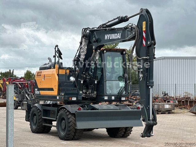 Pelle sur pneus HYUNDAI HW 140A 4x4 hydr. StĂĽtzen Kamera Klima