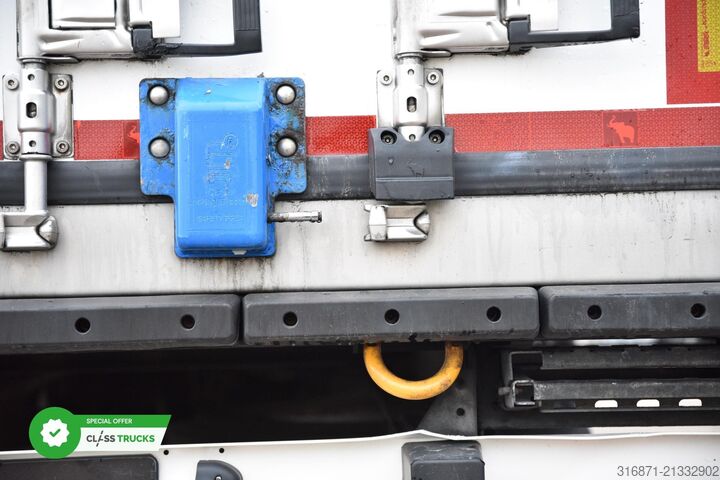 Kylmäkuljetuspuoliperävaunu SCHMITZ CARGOBULL SKO FP 60 ThermoKing SLXi 300