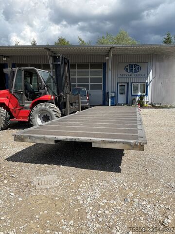 Wechselpritsche offen x Verzinkte Baustoff Plattform 7,82m