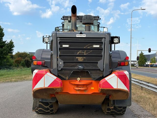 Caricatore Hitachi ZW310-6