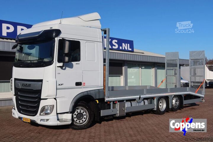 Furgone trasportatore di auto DAF XF 450 6x2 Oprijwagen vloerhoogte 100 cm + 2x  ...