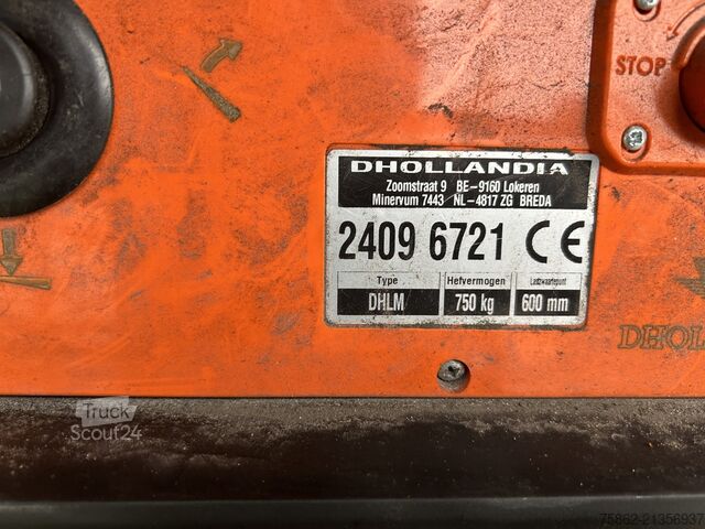 Slēgtais furgons Renault Master 130 Laadklep + Zijdeur