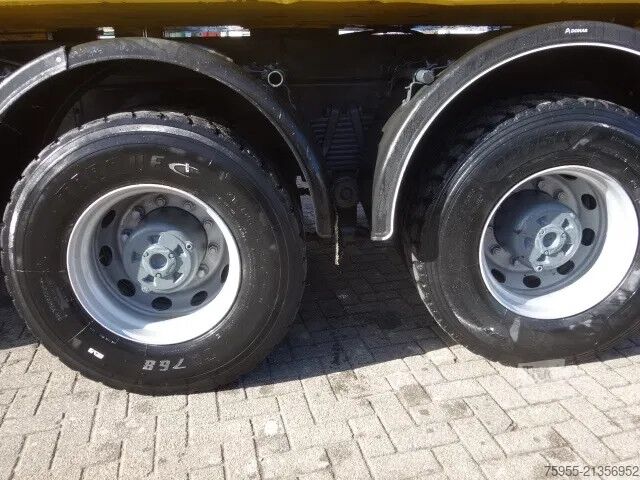 Savivartis Scania P380 8X4 STEEL KIPPERBOX,MANUALGEARBO