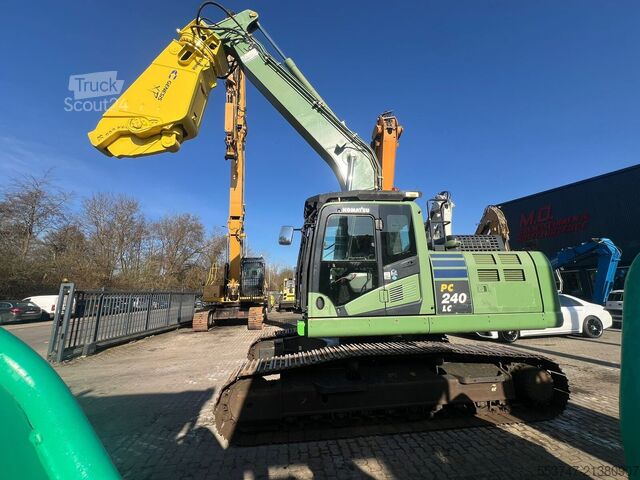 Vikšrinis ekskavatorius Komatsu PC 240LC-11E0