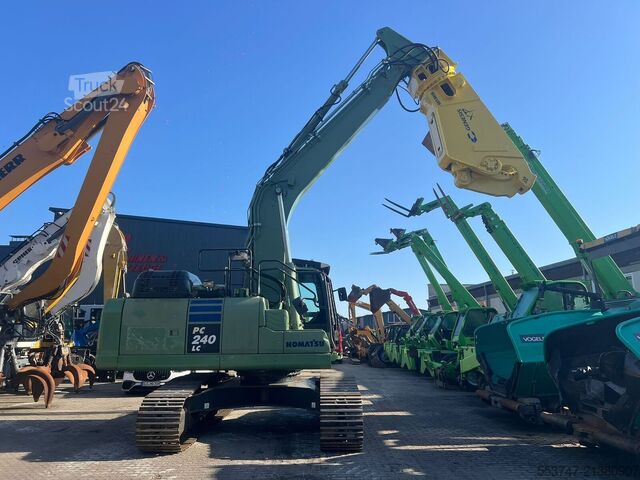 Vikšrinis ekskavatorius Komatsu PC 240LC-11E0
