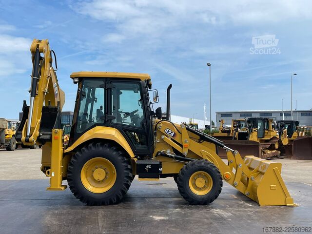 Ekskavatör/yükleyici kombinasyonu Caterpillar 424