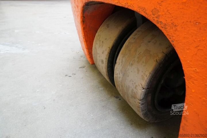 Iekrāvējs Linde E 20 L EVO 386-02