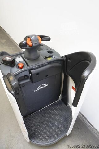 Elektriskā palešu ratiņi ar stāvvietu operatoram Linde T 30 SP 131