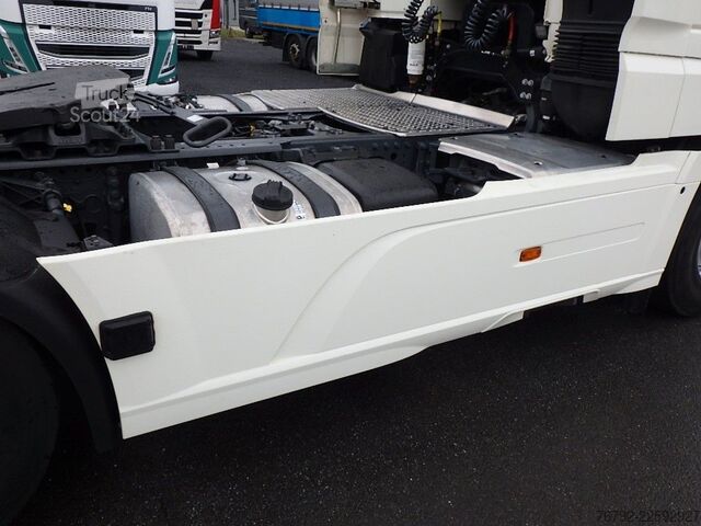 Standard nyergesvontató DAF XF 530 FT SSC/Skylight/Ret/Safety/2xTank/Standkl