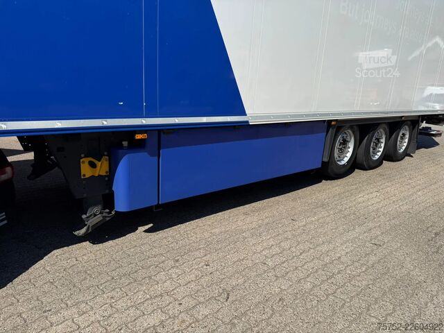 Prevoz v hladilniku/zamrznjenem stanju Schmitz Cargobull SKO 24 Thermo King A400 Liftas 2T Laadklep Pall...