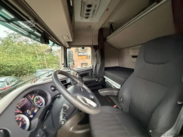 Štandard-SZM DAF XF 480 6X2 FTP Space Cab Midlift Standairco 430...