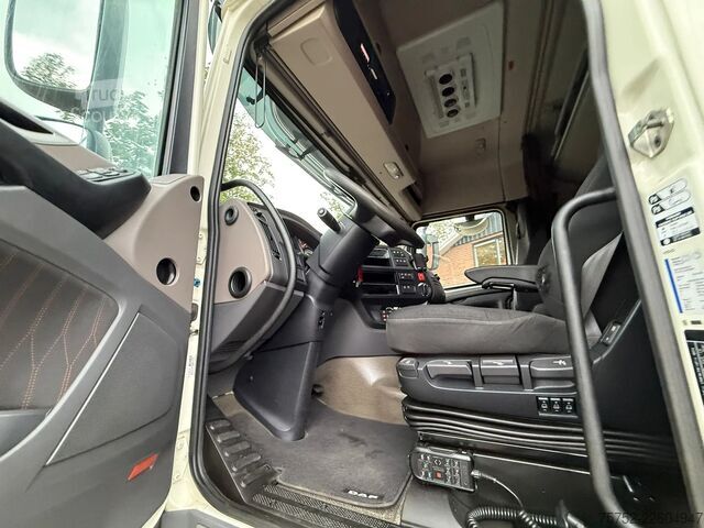 Štandard-SZM DAF XF 480 6X2 FTP Space Cab Midlift Standairco 430...