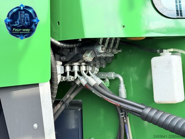 štvorcestný vysokozdvižný vozík Combilift C5000XL DIESEL TRIPLEX 5550 FREE-LIFT