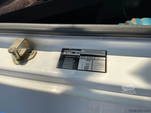 Trostrani kiperski kamion MERCEDES-BENZ Atego 1828 BB 4x4/ DPF/ AC/ Meiller/ Atlas 105.1