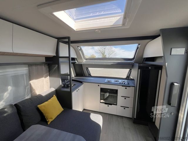 Caravane HOBBY Maxia 660 WQM Auflastung 2.200 kg Dachklima