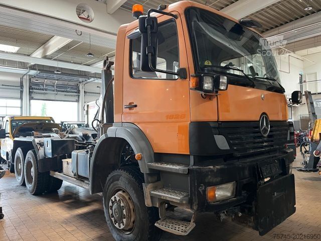 Haakarm vrachtwagen MERCEDES-BENZ ATEGO 2628 * 6 x 4 * ABROLLKIPPER * ORG KM *B&B