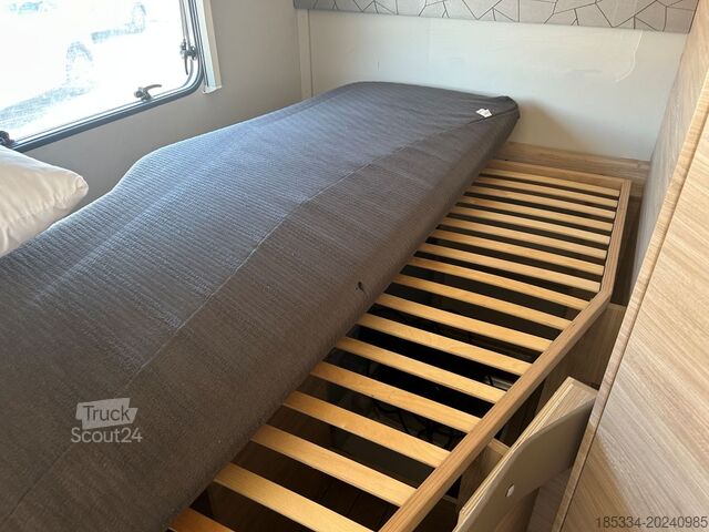 Autocaravană semi-integrată Fiat Ducato Carasuite 650 MF Teilintegriert | Voll ausgestattet