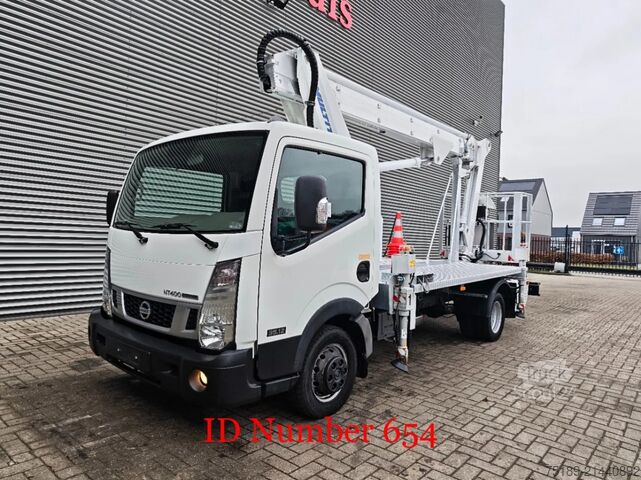 Plate-forme de levage Nissan Cabstar 35.12 NT400 Multitel MJ201
