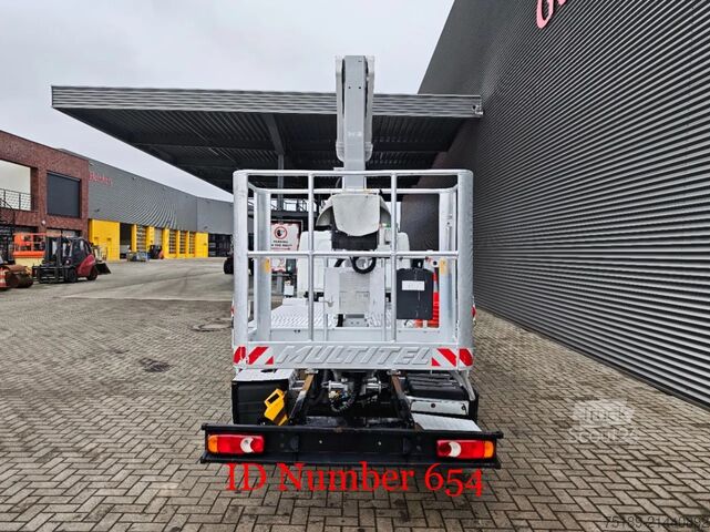 Plate-forme de levage Nissan Cabstar 35.12 NT400 Multitel MJ201