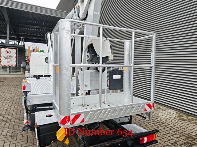 Plate-forme de levage Nissan Cabstar 35.12 NT400 Multitel MJ201