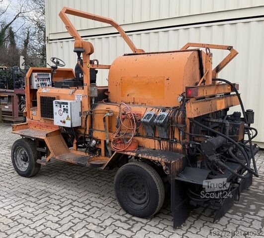 Răzuitor de emulsie bituminoasă GRUN BSM 1200-4R