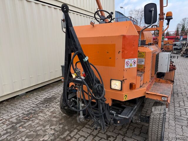 Răzuitor de emulsie bituminoasă GRUN BSM 1200-4R